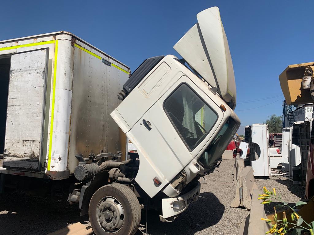  Hino GD8 2014    EN DESARME